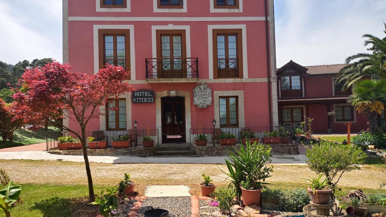 Hotel Vitorio Cudillero Exterior photo